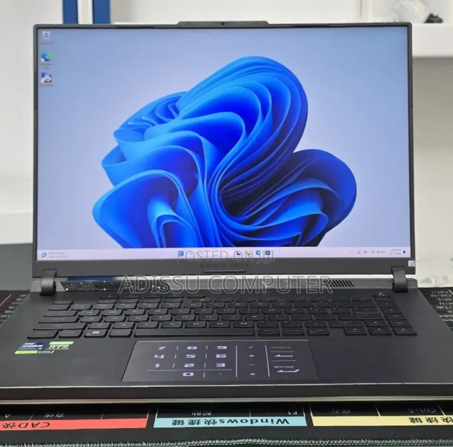New Laptop Asus G71G 16GB AMD Ryzen 9 SSD 1T