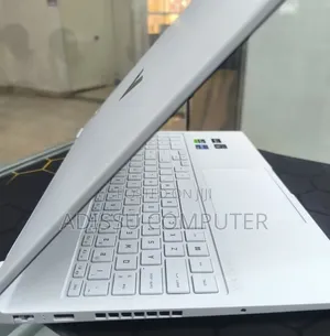 New Laptop HP 16GB Intel Core i7 SSD 1T
