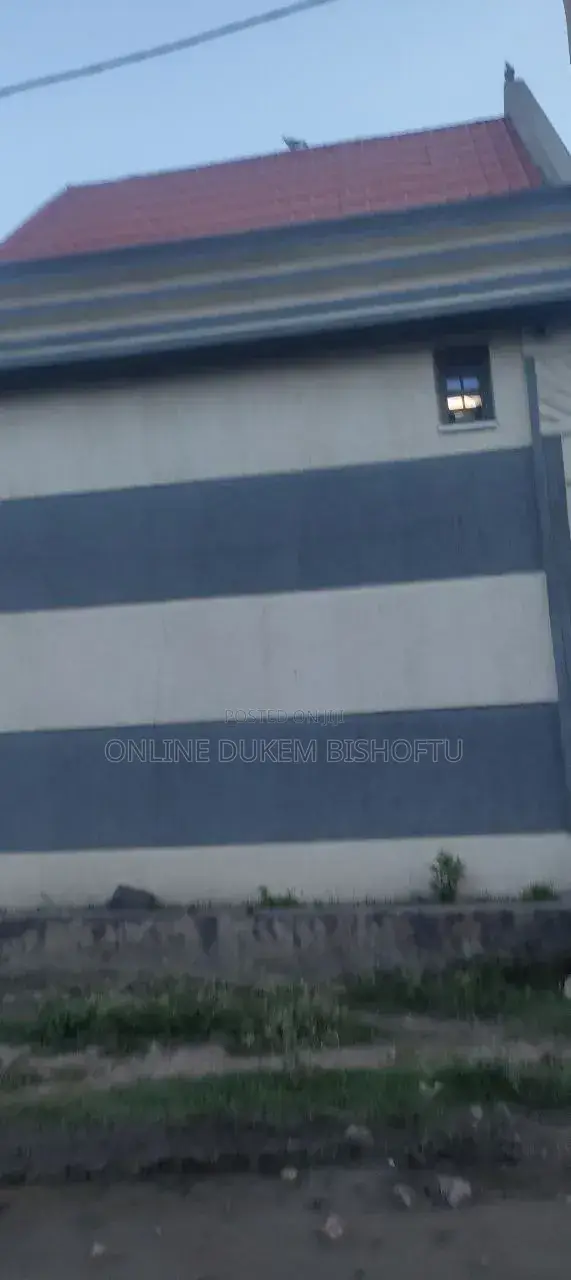 Furnished 8bdrm Villa in Dukem Bishoftu, East Shewa for sale