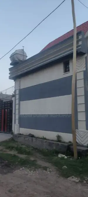 Furnished 8bdrm Villa in Dukem Bishoftu, East Shewa for sale