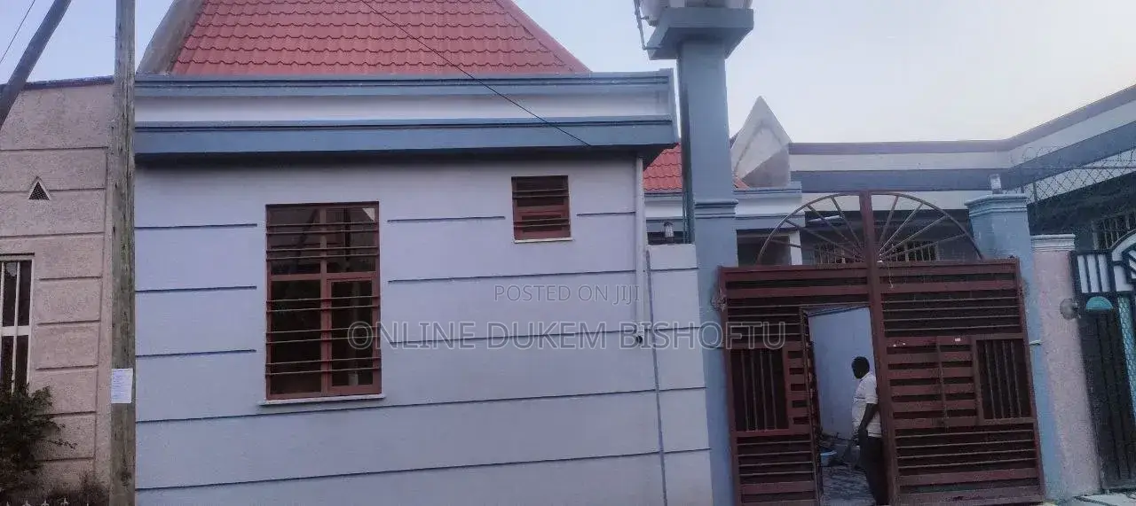 Furnished 7bdrm Villa in Dukem Bishoftu, East Shewa for sale