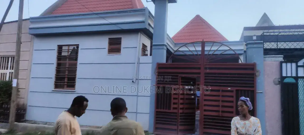 Furnished 7bdrm Villa in Dukem Bishoftu, East Shewa for sale