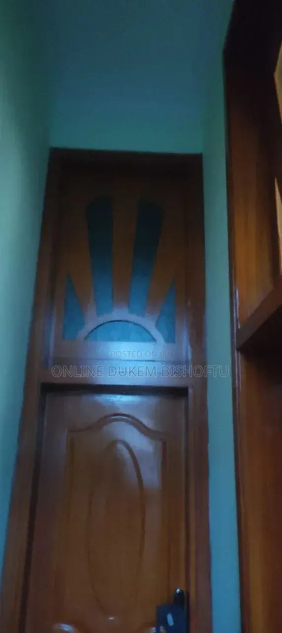 Furnished 8bdrm Villa in Dukem Bishoftu, East Shewa for sale