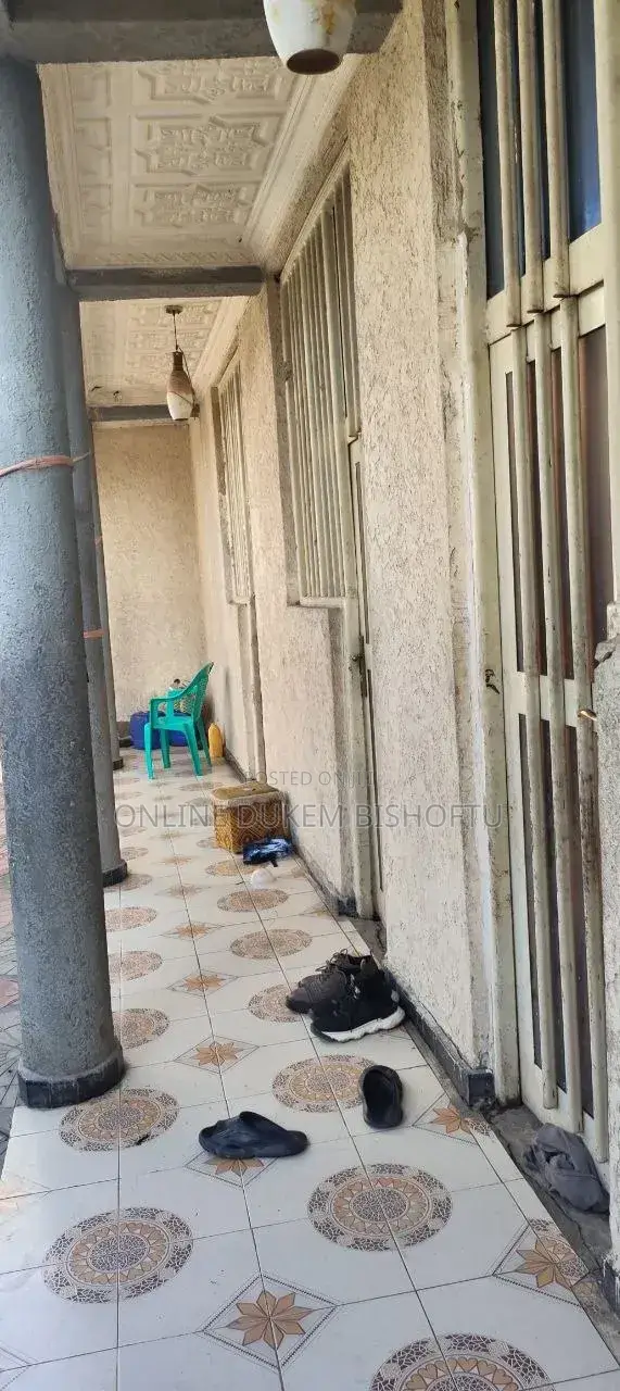 Furnished 9bdrm House in Dukem Bishoftu, East Shewa for sale
