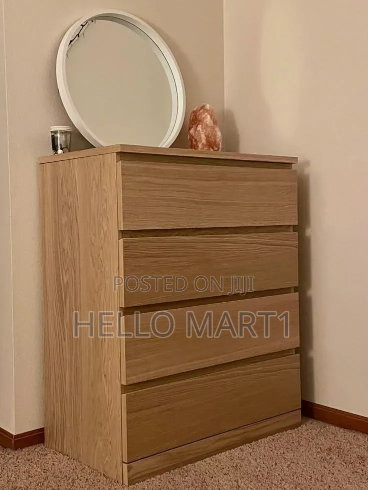 Simple Chest of Drawer
