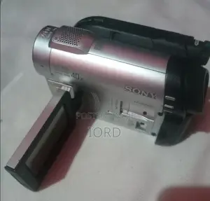 Sony Handycam DCR-DVD610