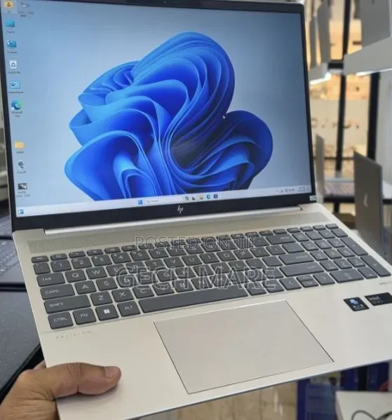 New Laptop HP Pavilion 15 16GB Intel Core Ultra 7 SSD 1T