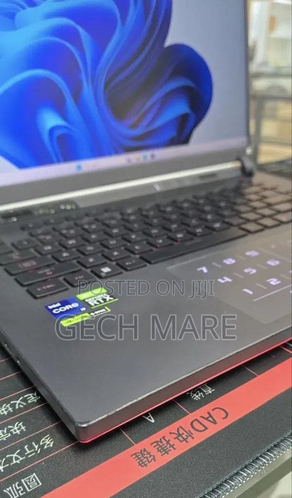 New Laptop Asus ROG Strix G15 16GB Intel Core i9 SSD 1T