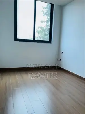 3bdrm Apartment in የግል ኮንባወንድ, Bole for sale