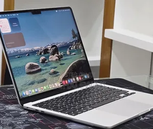 New Laptop Apple MacBook Air 2022 M2 8GB Apple M2 SSD 256GB