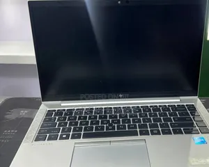 New Laptop HP EliteBook 840 G9 16GB Intel Core i7 SSD 512GB
