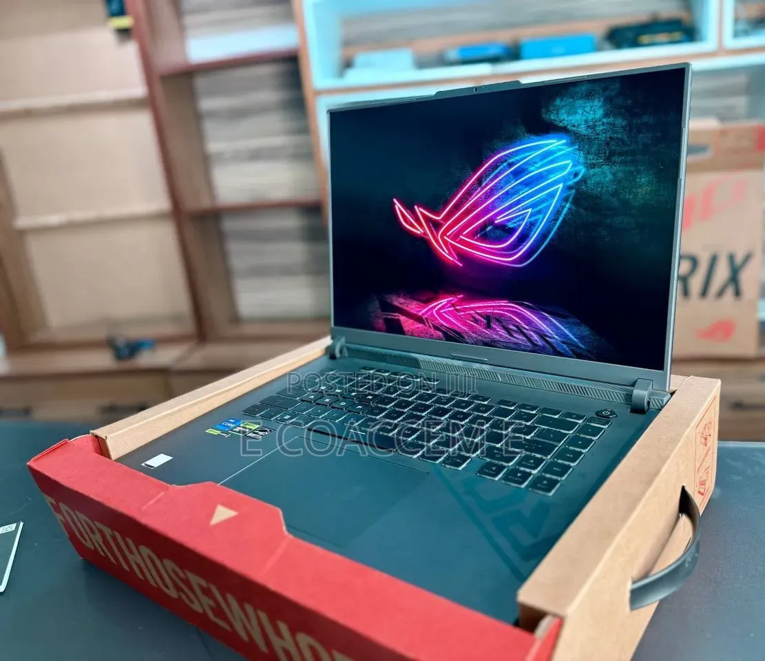 New Laptop Asus 16GB Intel Core i7 SSD 1T
