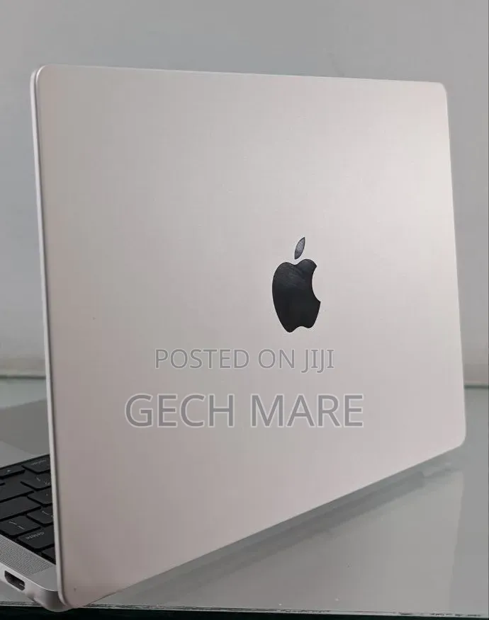 New Laptop Apple MacBook Pro 2020 M1 16GB Apple M1 Pro SSD 512GB