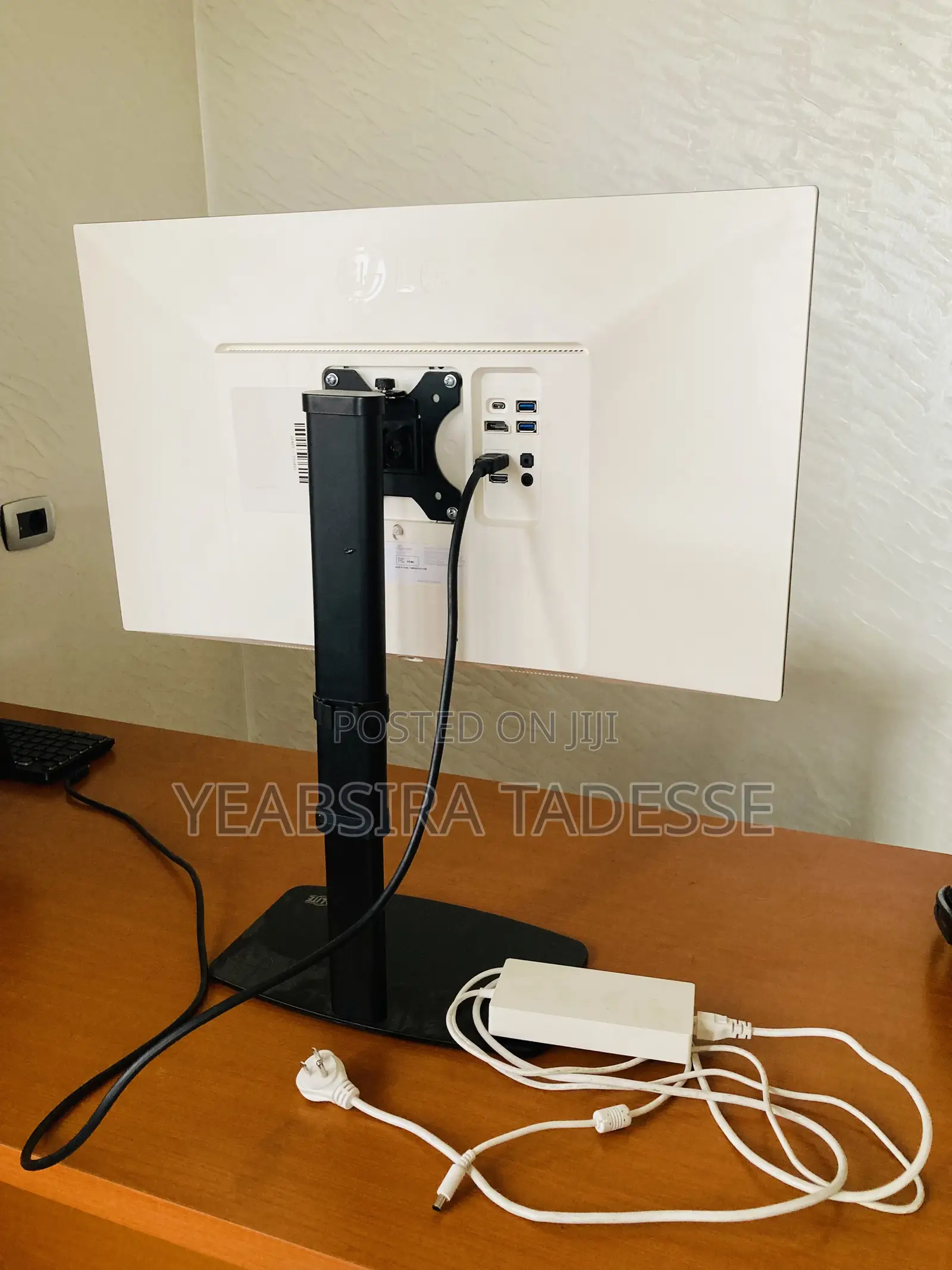 LG 27-Inch Uhd Monitor