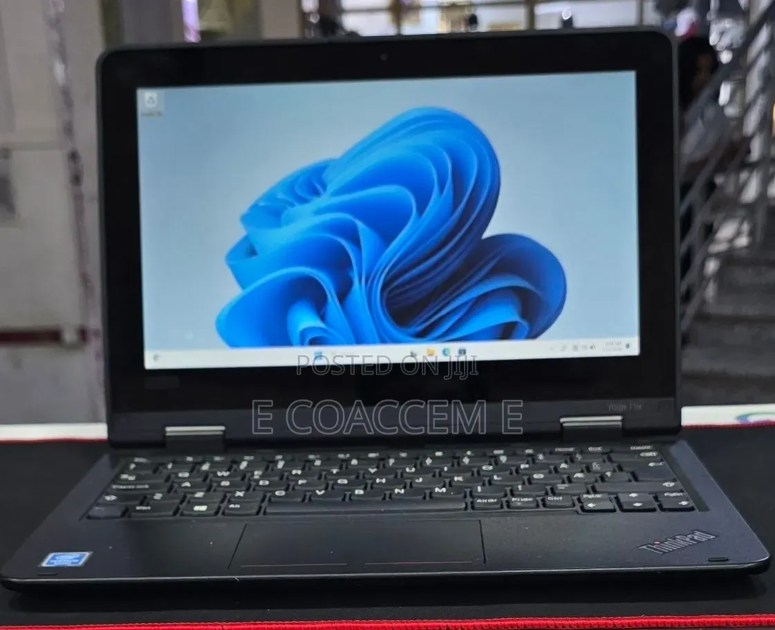 New Laptop Lenovo Yoga 11e 4GB Intel SSD 128GB