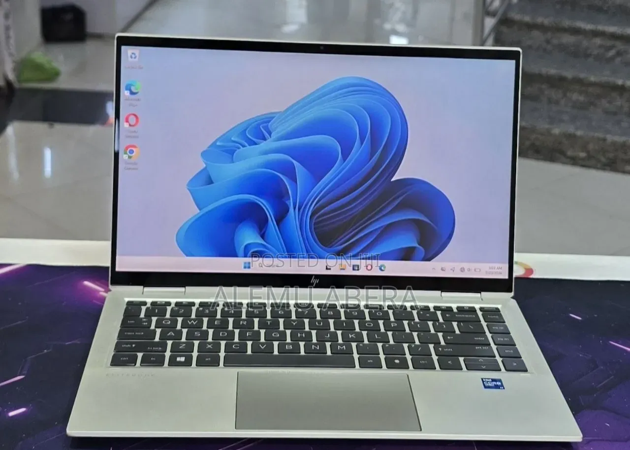 New Laptop HP EliteBook 1040 G8 16GB Intel Core i7 SSD 512GB