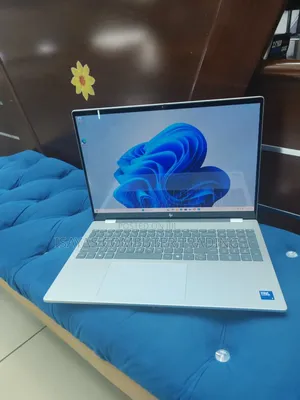 New Laptop HP OmniBook Ultra Flip 16" 16GB Intel Core Ultra 9 SSD 1T