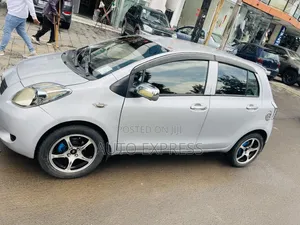 Toyota Yaris 2005 Silver