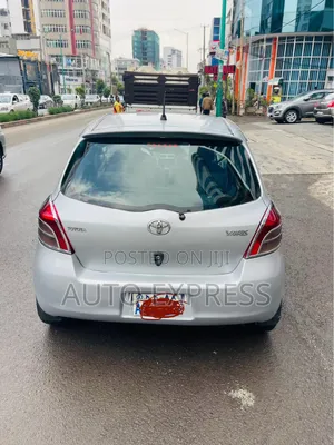 Toyota Yaris 2005 Silver