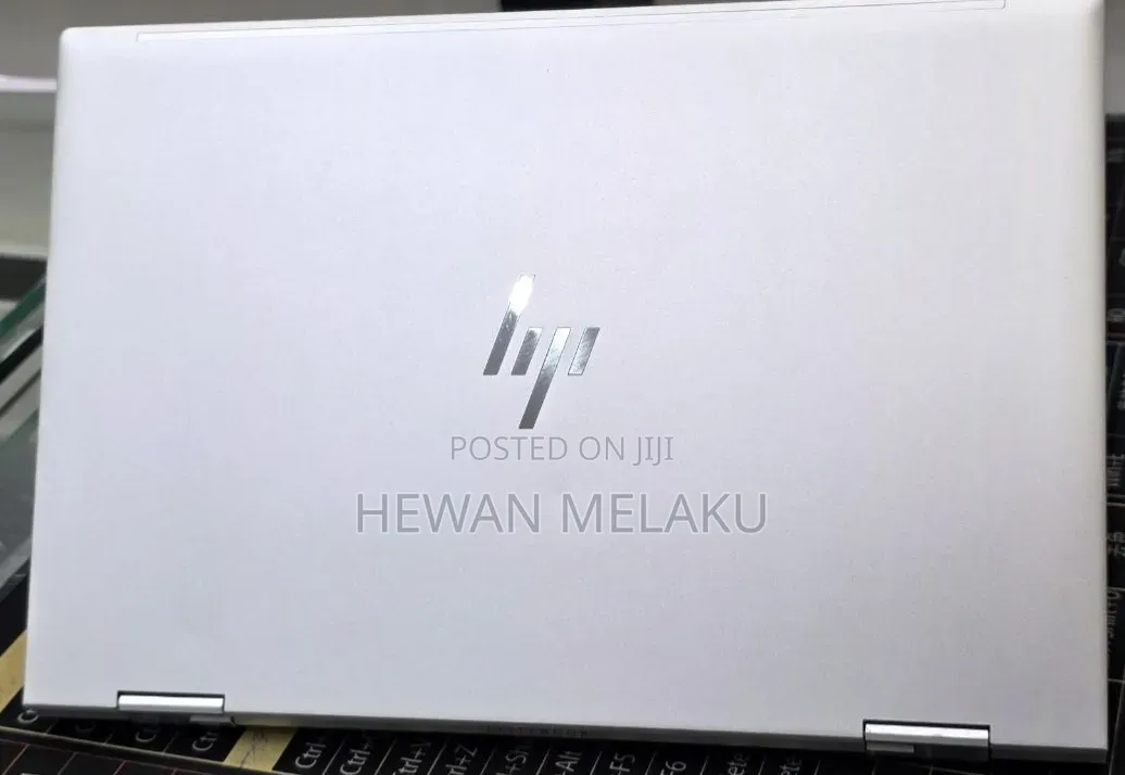 New Laptop HP EliteBook 830 G8 16GB Intel Core i7 SSD 512GB