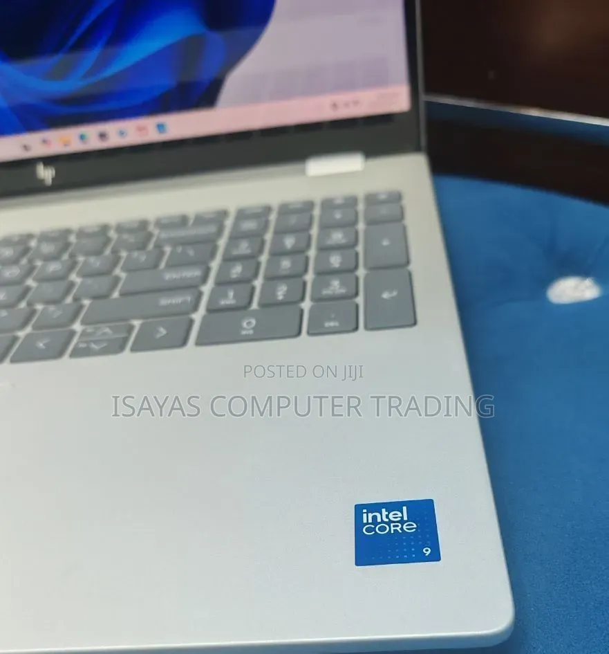 New Laptop HP OmniBook Ultra Flip 16" 16GB Intel Core Ultra 9 SSD 1T