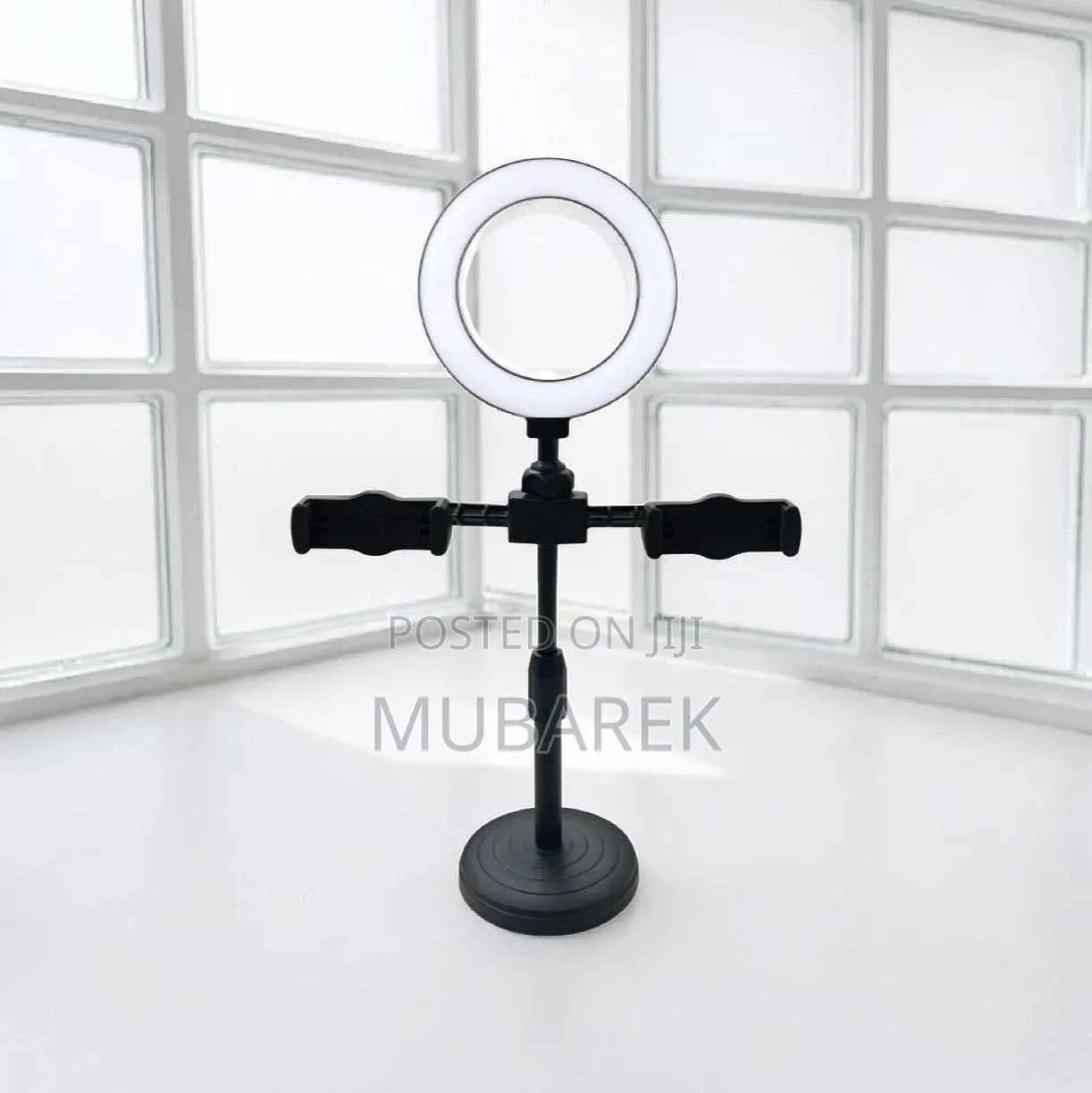 Desktop LED Ring Light for Makeup Tutorials Beauty Vlogging (6-Inch)