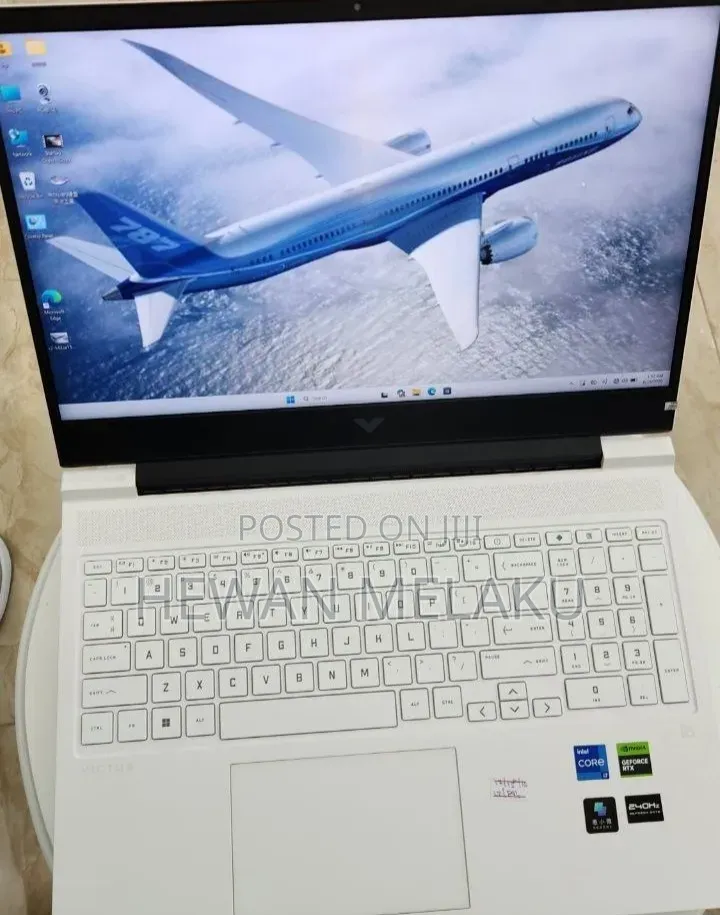 New Laptop HP Victus 16 16GB Intel Core i7 SSD 1T