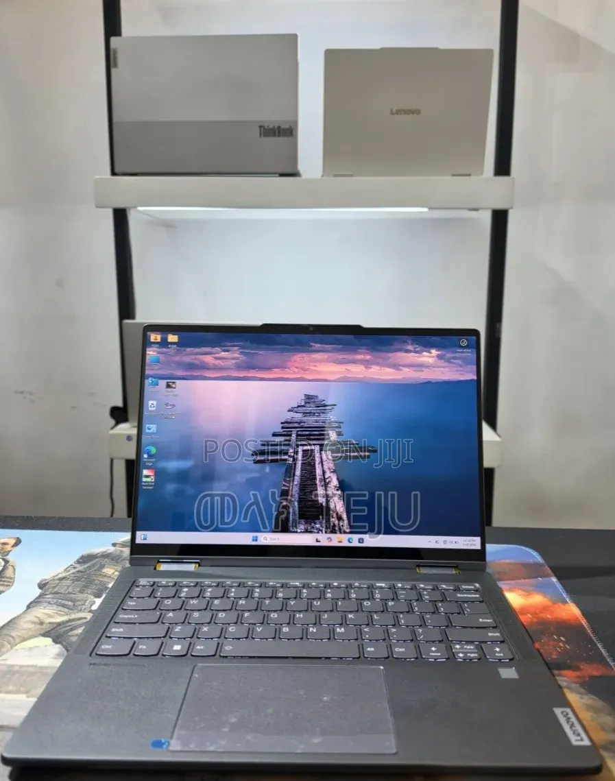 New Laptop Lenovo Yoga 7i 16GB Intel Core Ultra 7 SSD 512GB