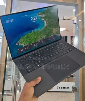 New Laptop Dell Precision 5560 16GB Intel Core i7 SSD 512GB