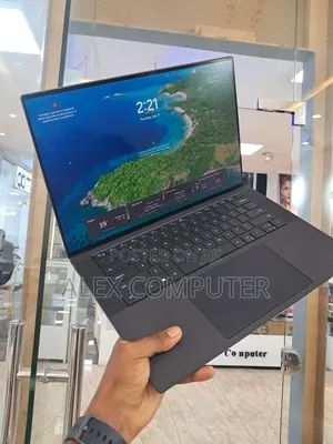 New Laptop Dell Precision 5560 16GB Intel Core i7 SSD 512GB