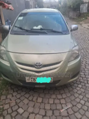 Toyota Yaris 2007 Gold