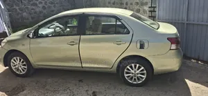 Toyota Yaris 2007 Gold