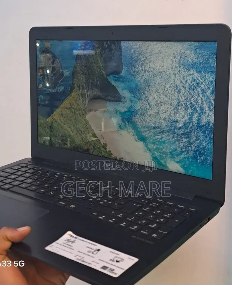 New Laptop Asus VivoBook 15 X505BA 4GB Intel SSD 500GB