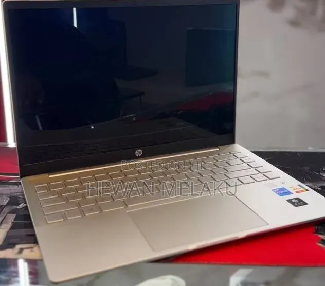 New Laptop HP Pavilion 14 16GB Intel Core i7 SSD 1T