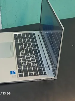 New Laptop HP EliteBook 840 G8 16GB Intel Core i5 SSD 512GB