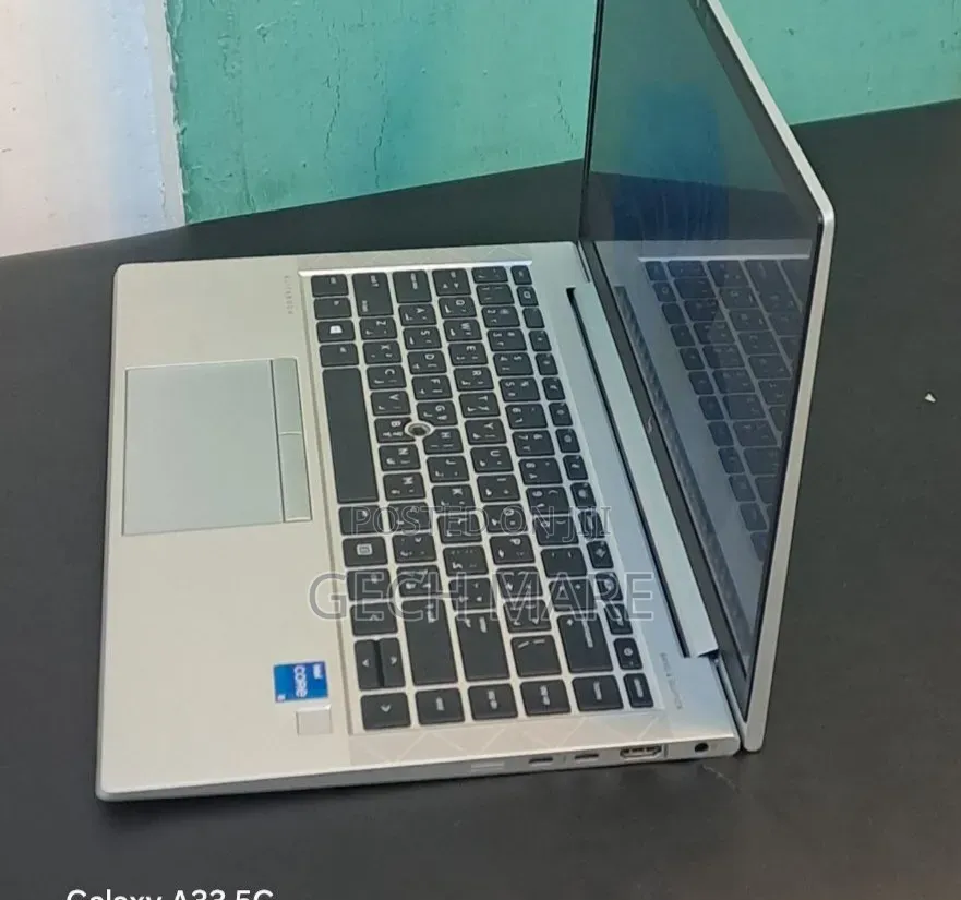 New Laptop HP EliteBook 840 G8 16GB Intel Core i5 SSD 512GB