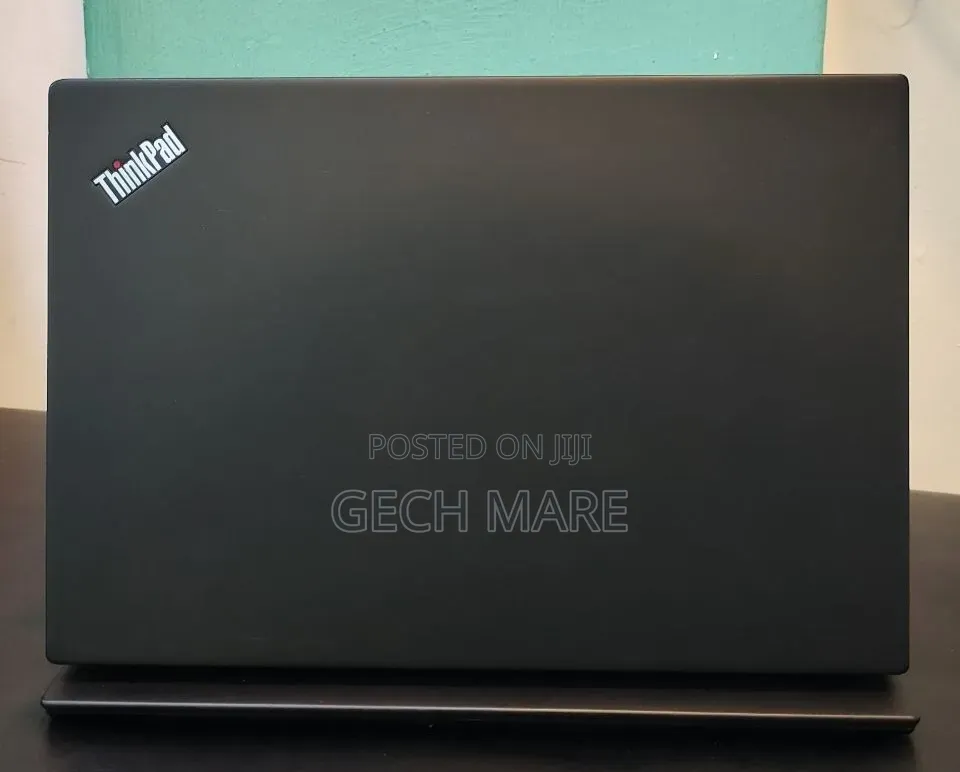 New Laptop Lenovo ThinkPad T490s 32GB Intel Core i7 SSD 512GB