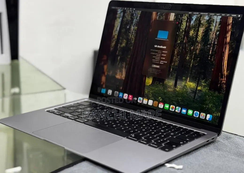 New Laptop Apple MacBook Air 2020 M1 8GB Apple M1 SSD 256GB
