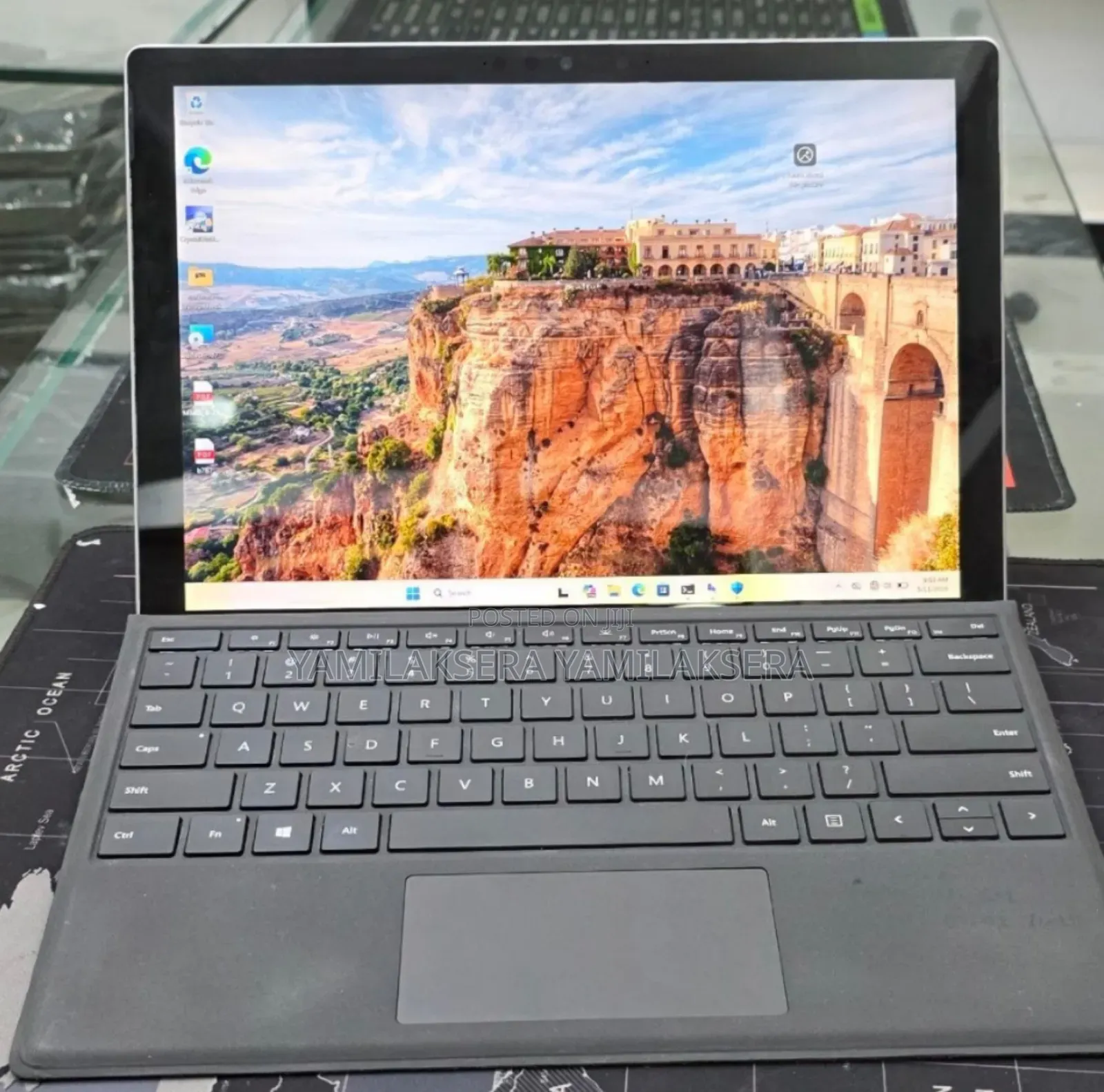New Laptop Microsoft Surface Pro 7+ 16GB Intel Core i5 SSD 256GB