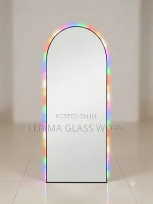 Mirror የፊት መስትወት