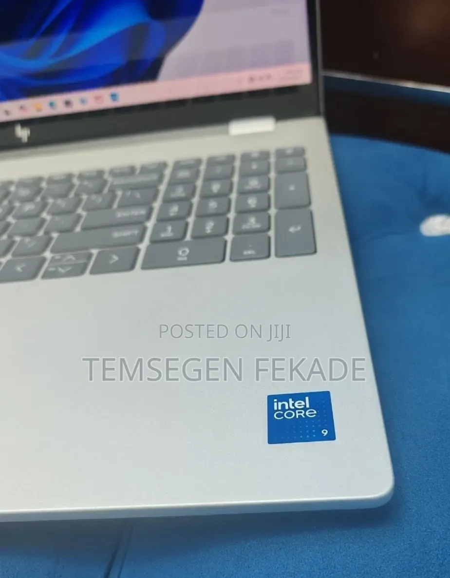 New Laptop HP OmniBook 7 16" 16GB Intel Core Ultra 9 SSD 1T