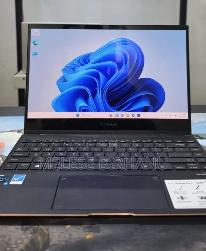 New Laptop Asus Zenbook 14 16GB Intel Core i7 SSD 512GB