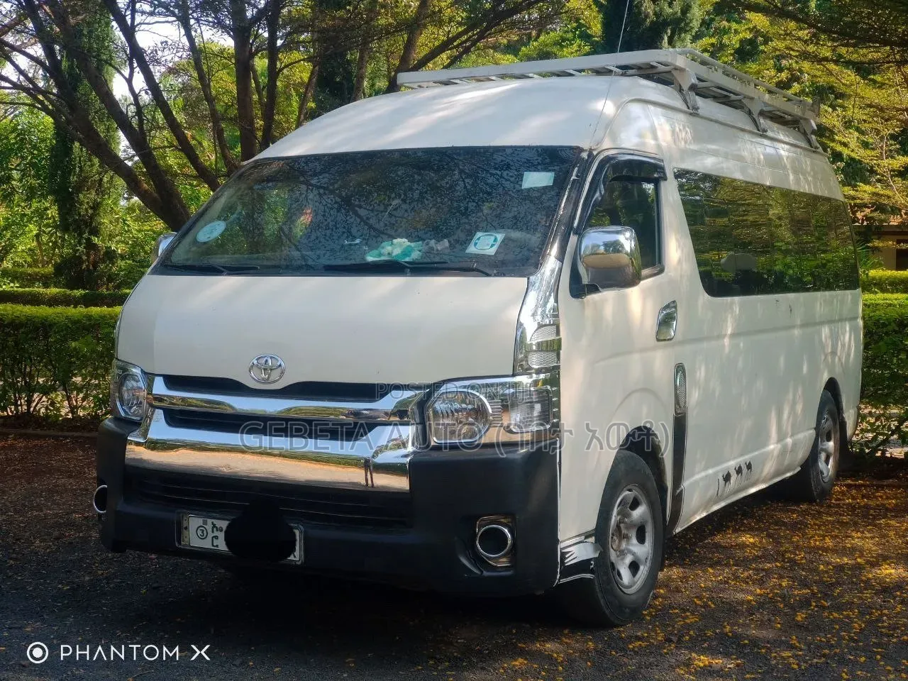 Toyota HiAce 2016