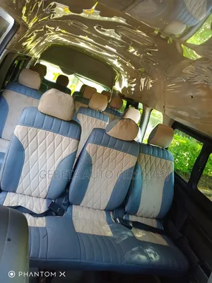 Toyota HiAce 2016