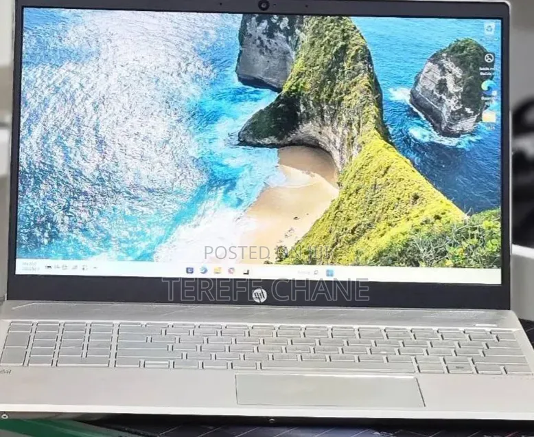 New Laptop HP Pavilion 15 8GB Intel Core i5 SSD 512GB