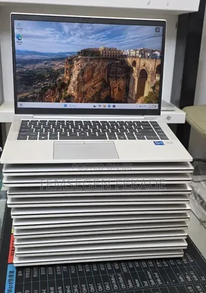 New Laptop HP EliteBook 840 G10 16GB Intel Core i7 SSD 512GB