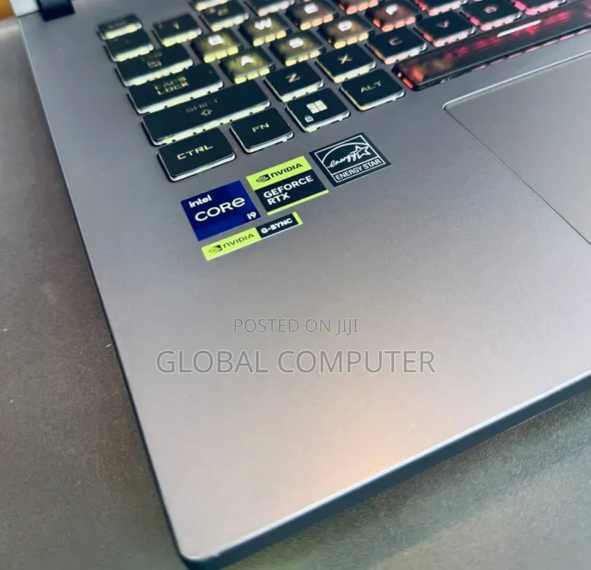 New Laptop Asus ROG Strix G16 16GB Intel Core i9 SSD 1T