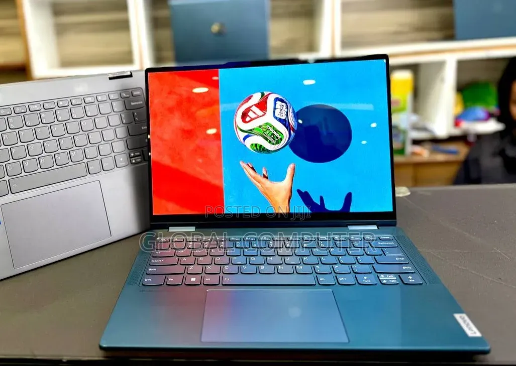 New Laptop Lenovo Yoga 700 16GB Intel Core Ultra 7 SSD 512GB