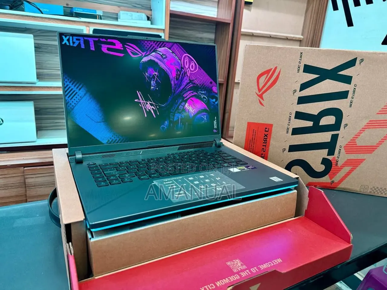 New Laptop Asus ROG Strix G15 16GB Intel Core i9 SSD 1T