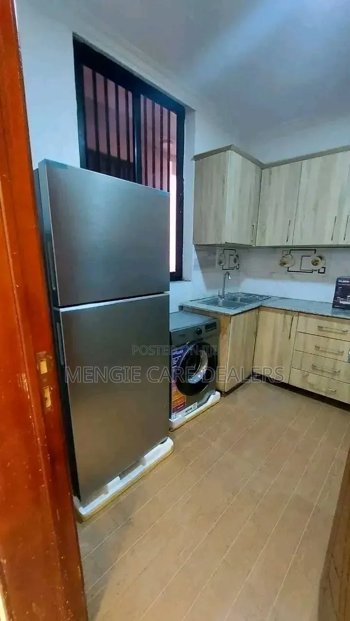 Furnished 6bdrm House in Yeka for sale